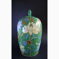 Винтажная восточная керамическая ваза с крышкой