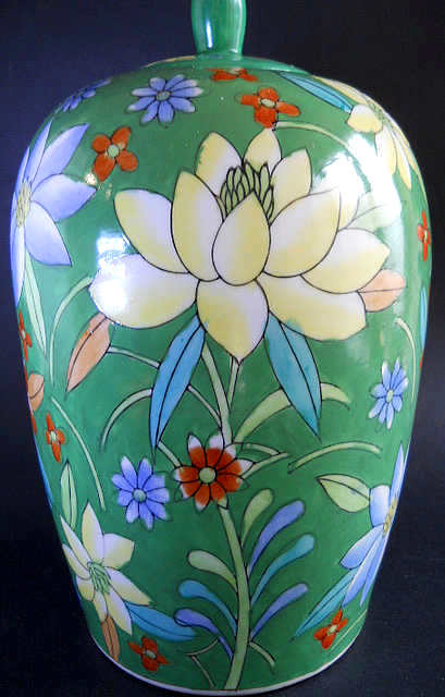 Фото 6. Винтажная восточная керамическая ваза с крышкой