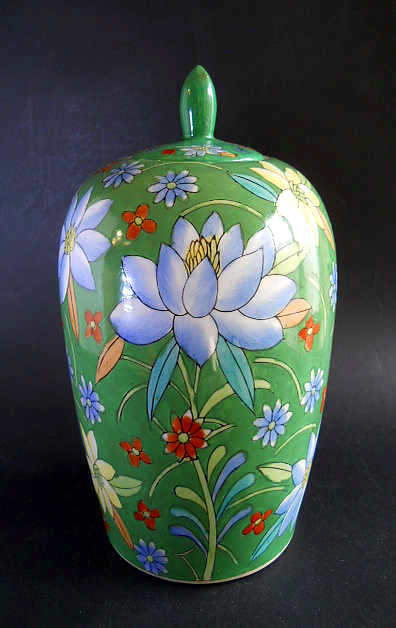 Фото 7. Винтажная восточная керамическая ваза с крышкой