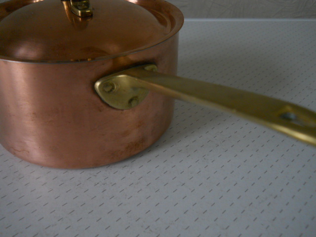 Фото 4. Небольшая медно/стальная кастрюля с крышкой и длинной ручкой фирмы Paul Revere США