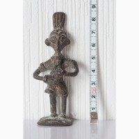 Африканская статуэтка бронзовая фигурка музыканта народность акан (ашанти)