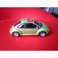 Volkswagen new beatle 1:43 cararama