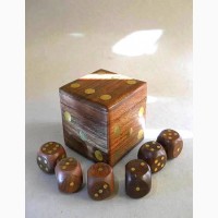 Деревянная коробочка для кубиков ручной работы с пятью кубиками