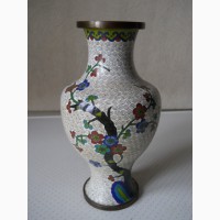 Китайская ваза выполненная в стиле клуазоне