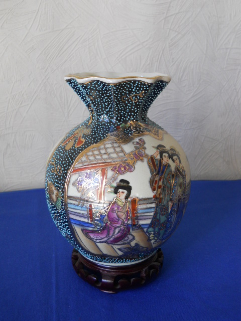 Фото 11. Китайская ваза для цветов “Royal Satsuma”