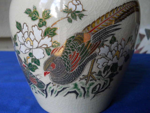 Фото 13. Японская Фарфоровая ваза для цветов