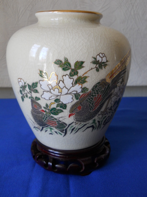 Фото 4. Японская Фарфоровая ваза для цветов