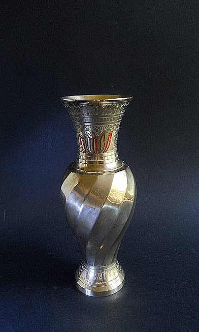Фото 4. Винтажная Индийская ваза