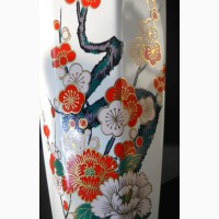 Ваза фарфоровая Японская с изображением цветущая сакуры