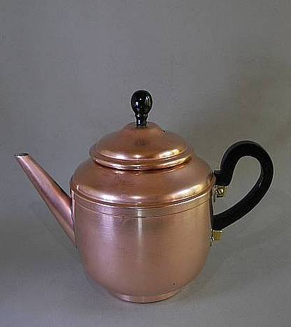 Фото 5. Старинный медный заварочный чайник