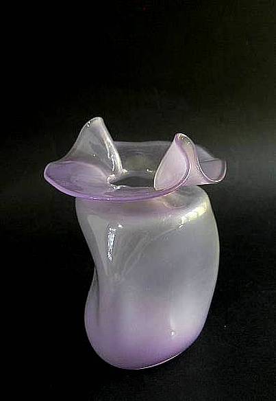 Фото 10. Винтажная фиолетовая ваза ручной работы Fenton Glass Collection