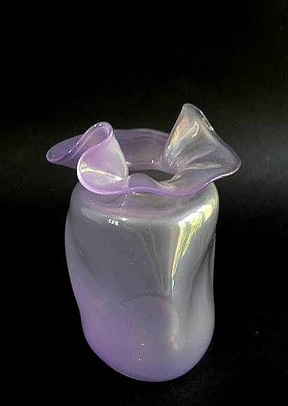 Фото 11. Винтажная фиолетовая ваза ручной работы Fenton Glass Collection