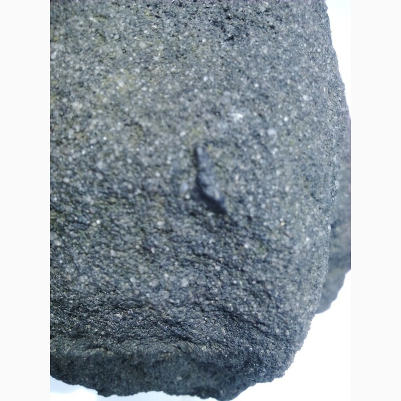 Фото 6. Каменной железный углистый метеорит