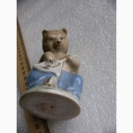 Фарфоровая статуэтка мишка с балалайкой, Городница, СССР