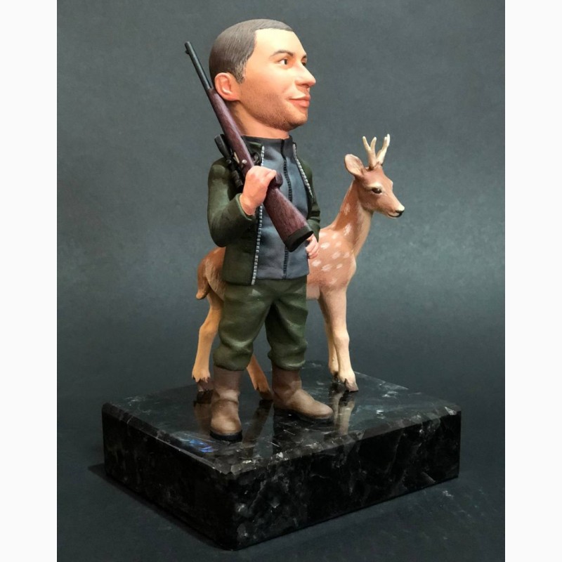 Фото 3. Шаржевая статуэтка охотник по фото подарок который удивит, шаржевые статуэтки под заказ