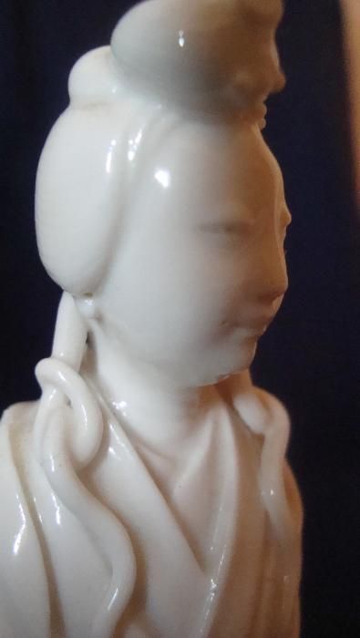 Фото 3. Продаю фарфоровую статуэтку Японка с корзиной цветов