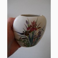 Миниатюрная вазочка для цветов Ирис