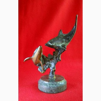 Винтажная бронзовая статуэтка дельфинов