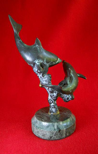 Фото 3. Винтажная бронзовая статуэтка дельфинов