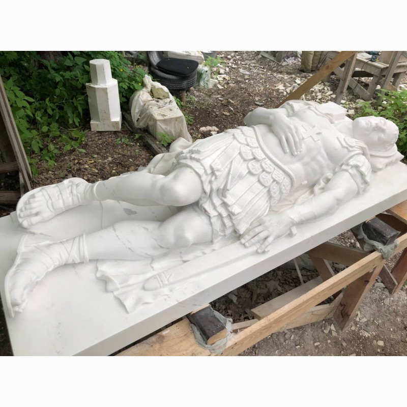 Фото 7. Скульптура Св. Себастьяна из белого мрамора производство под заказ