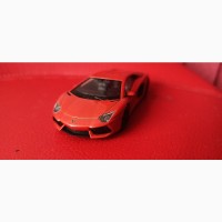 Lamborghini Aventador LP700-4 1:43 Welly