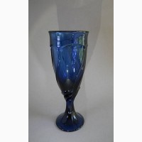 Винтажный бокал из тёмно синего Муранского стекла