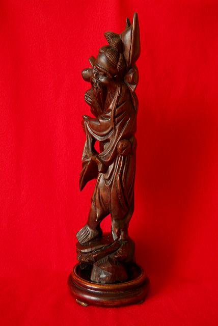 Фото 4. Старинная китайская деревянная статуэтка