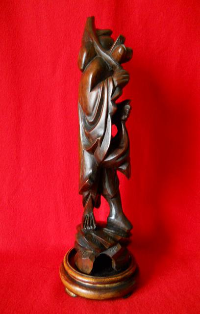 Фото 6. Старинная китайская деревянная статуэтка