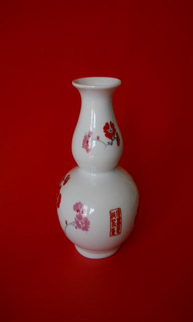 Фото 12. Японские вазы для цветов