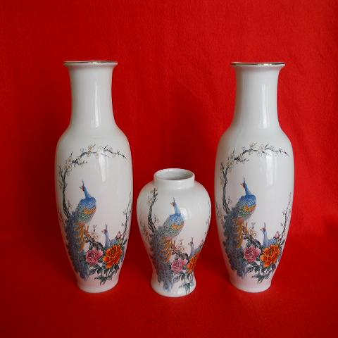 Фото 3. Японские вазы Павлин