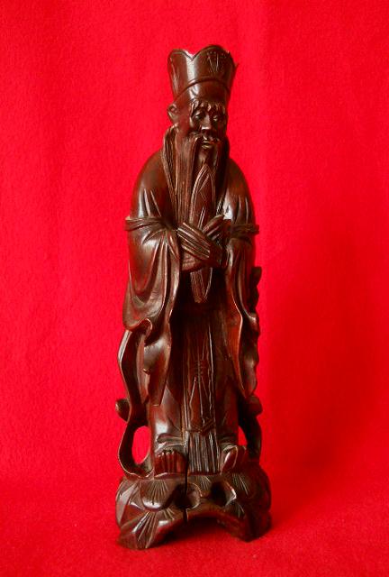 Фото 4. Старинная Китайская деревянная статуэтка из красного дерева