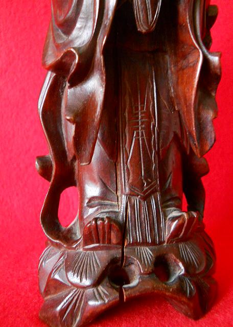 Фото 9. Старинная Китайская деревянная статуэтка из красного дерева